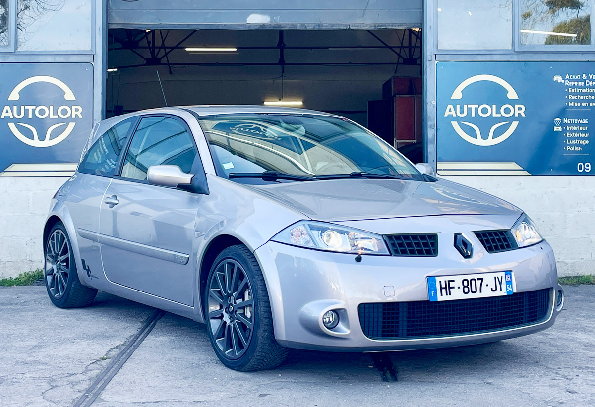 renault-megane-2-RS-Trophy-2 voiture occasion berline certifiée par autolor saulxures les nancy renault megane 2 rs trophy